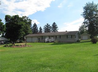 4880 Bear Creek Rd, Fairview, PA 16415