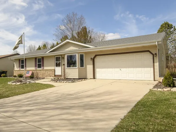 W196N16581 Hawthorn DRIVE, Jackson, WI 53037