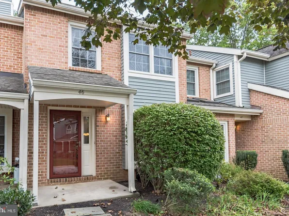 46 Stonehurst Ct, Chesterbrook, PA 19087