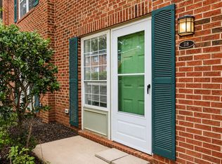 118 Friar Ln, Carrboro, NC 27510
