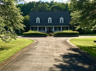 500 Edenbrooke Farms Dr, Bells, TN 38006