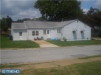 2nd image of 1008 Highland Ave