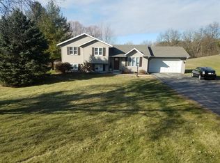 6648 Lakeside Rd, Lake Geneva, WI 53147