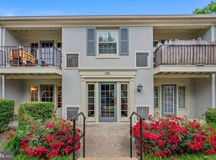 8358 A Dunham Ct APT A, Springfield, VA 22152