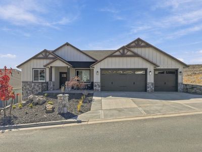 74 E Center Ln, Spokane, WA, 99208