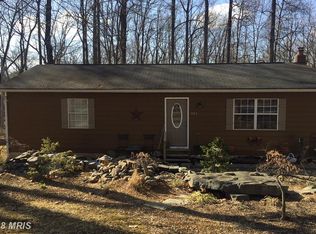 693 Gingerbread Ln, Harpers Ferry, WV 25425