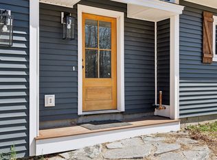 375 Blackstrap Rd, Falmouth, ME 04105