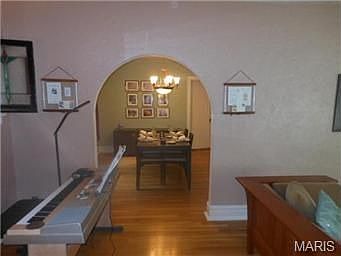 4th image of 5219 Tholozan Ave