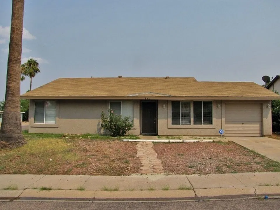 823 Plaza Encanto
