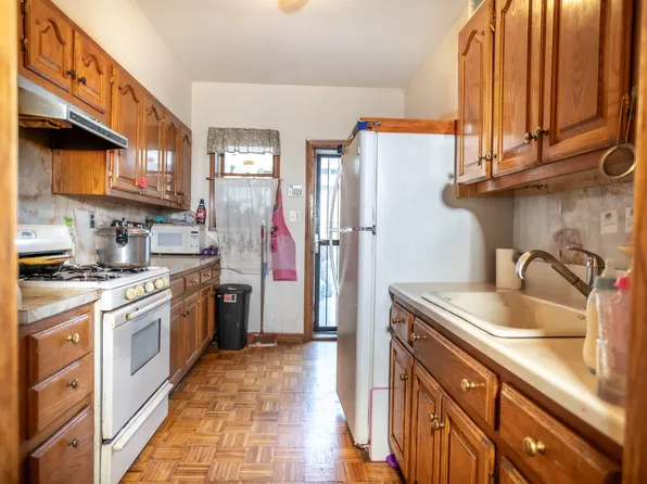 2153 63rd Street image 4 of 14