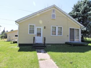 513 S Bellevue Ave, Warren, IL 61087