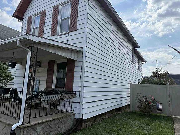 3rd image of 1141 Isabella St