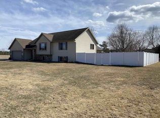 249 Windtree Dr, Wausau, WI 54401
