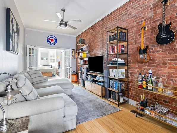 202 6th St APT 1L, Jersey City, NJ 07302