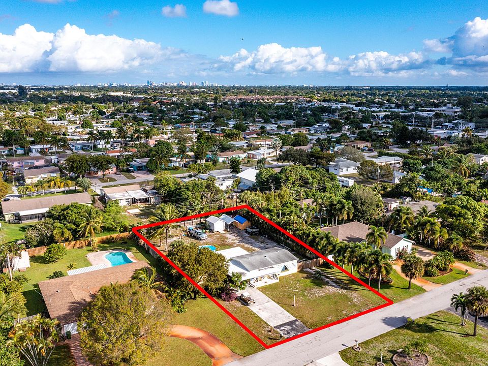 1st image of 3204 Carol Ave