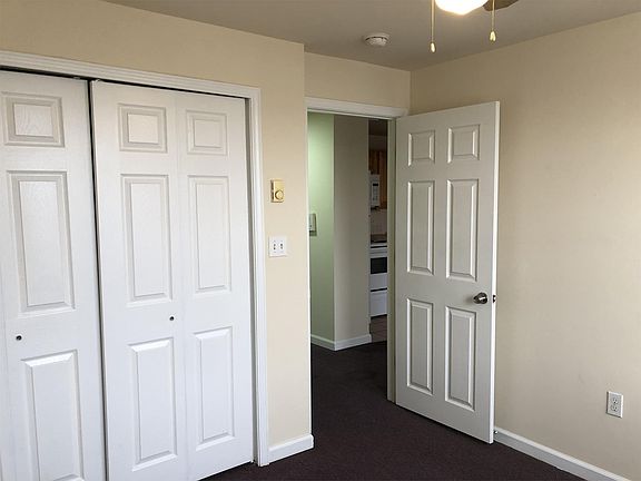 4th image of 5830 N 16th St APT 32