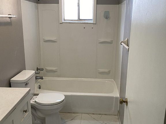 4th image of 3600 Laredo Dr #A