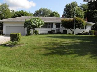 1236 Everbright Dr, Uniontown, OH 44685