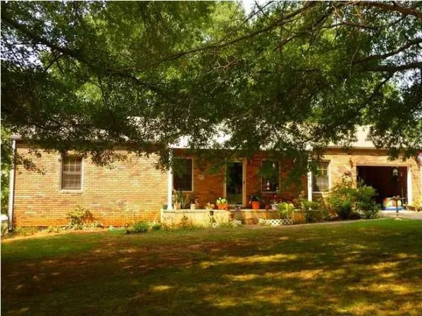 815 Orange St, Russellville, AL 35653