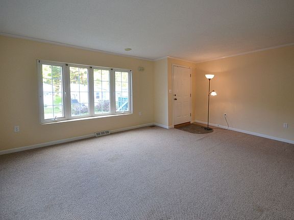 3rd image of 47 Washington St Lot 45