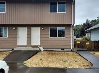 185 S 3rd St APT 4, Saint Helens, OR 97051