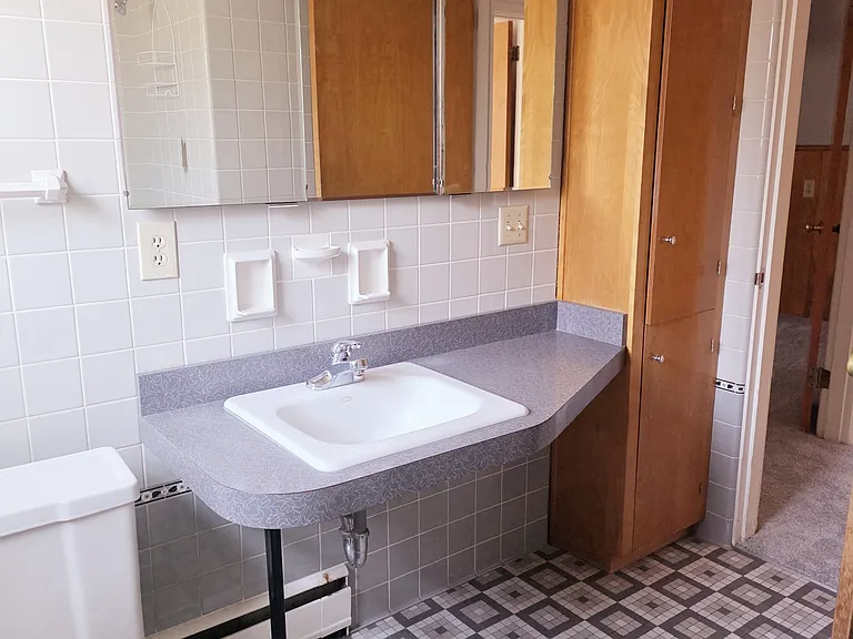 6512 Hamilton Ave #4 — Photo 11