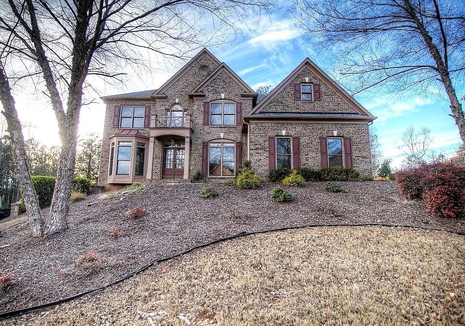 1st image of 587 Devon Brooke Dr