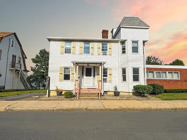 440 Pleasant St Unit 440, Winthrop, MA 02152