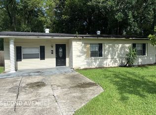 2875 Stonemont St, Jacksonville, FL 32207