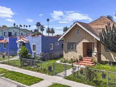 6401 Converse Ave, Los Angeles, CA, 90001