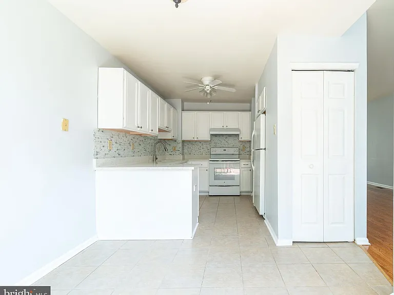 307 Thyme Ln — Photo 9