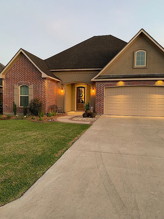 304-oak-hill-ln-youngsville-la-70592-zillow