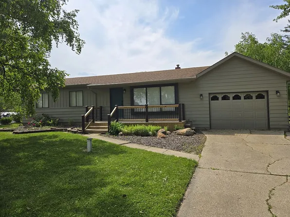 16106 Whitehead Dr, Linden, MI 48451