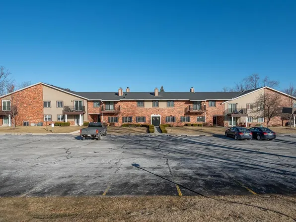 N84W16033 Menomonee AVENUE #102, Menomonee Falls, WI 53051