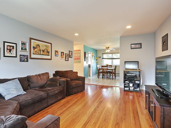 4th image of 14 Fieldstone Dr APT 347