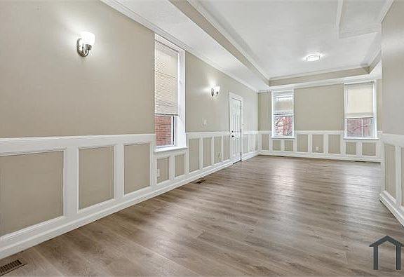 5th image of 3724 Nebraska Ave