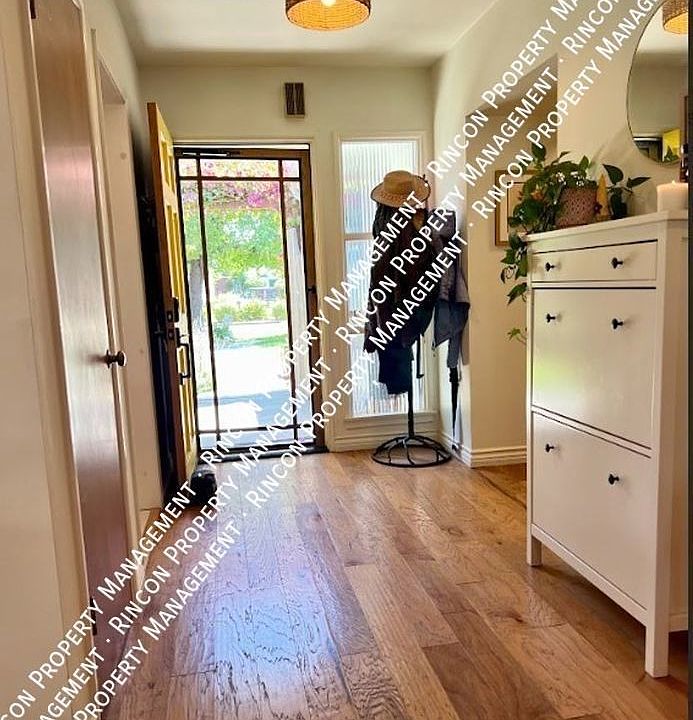 1st image of 3753 Maple St