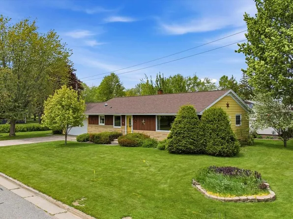 100 W BUSE STREET, Spencer, WI 54479
