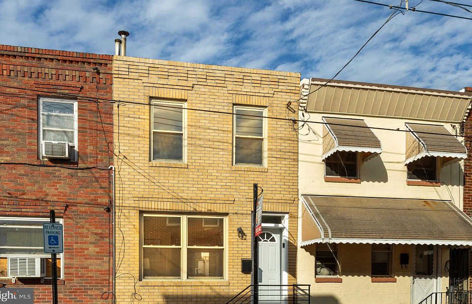 1st image of 915 Hoffman St