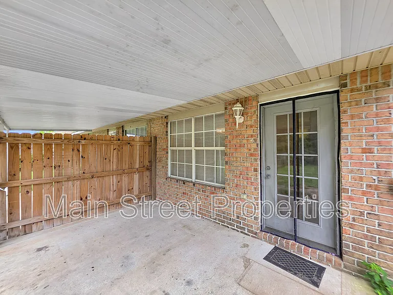 3359 Greenbriar Cir #A — Photo 17