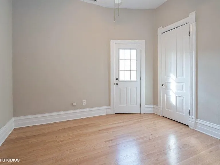 750 W Belden Ave #3 — Photo 4