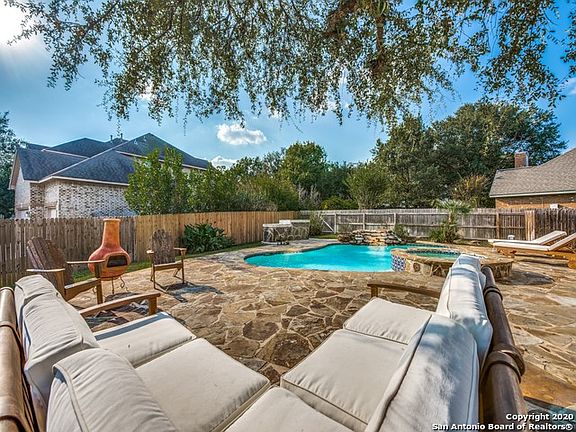 2nd image of 19503 Mill Oak