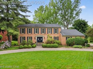 1145 Hickory Hill Dr, Rochester Hills, MI