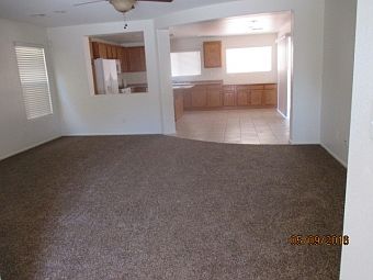 3rd image of 11542 Giles St