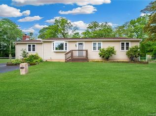 1746 Long Hill Rd, Guilford, CT 06437