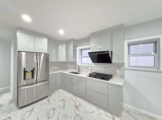 8318 10th Ave FLOOR 2, Brooklyn, NY 11228