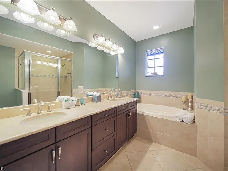 6641 Alden Woods Cir #201 — Photo 11