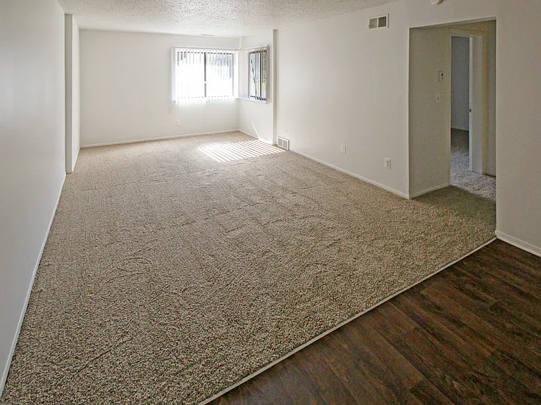 Pine Hill Apartments — Photo 25