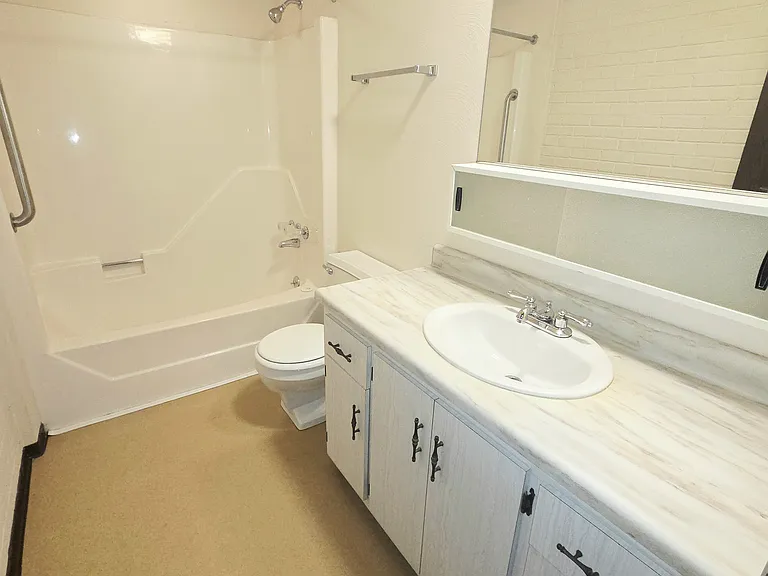 605 George St #107 — Photo 17