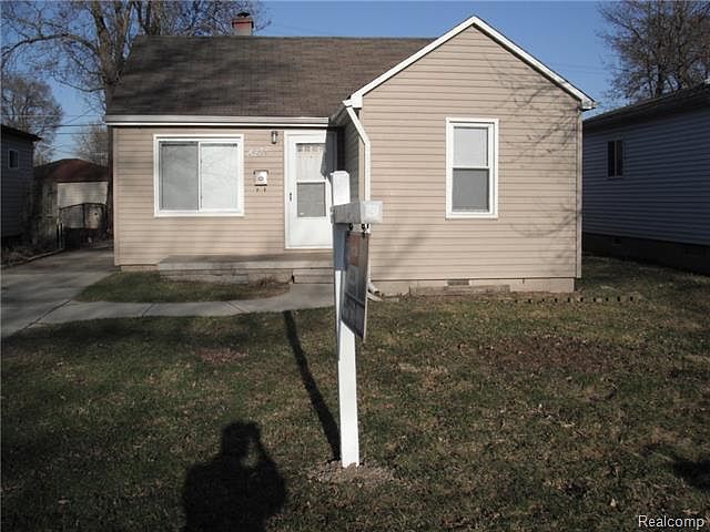 1st image of 4921 Kingston St